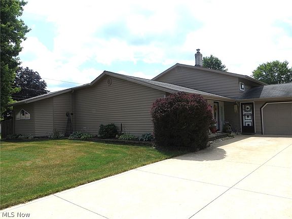 3rd image of 5477 Dorothy Dr