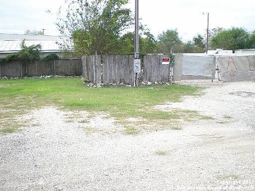 1st image of 6422 Marcum Dr