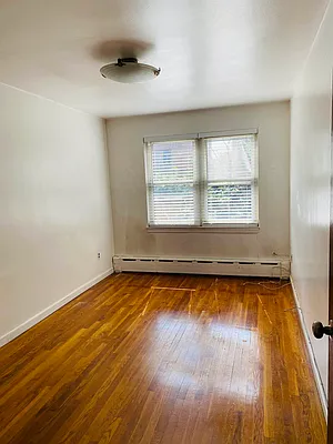 Rented by Compass | media 44