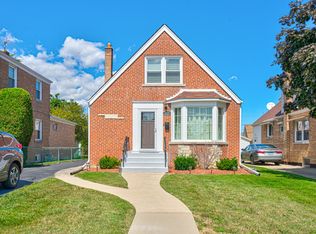 7420 W Carmen Ave, Harwood Heights, IL 60706