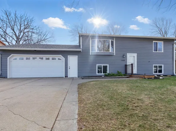 5408 S Landsdown Dr, Sioux Falls, SD 57106