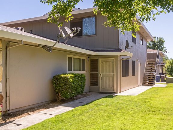 3rd image of 6240 Longford Dr APT 2