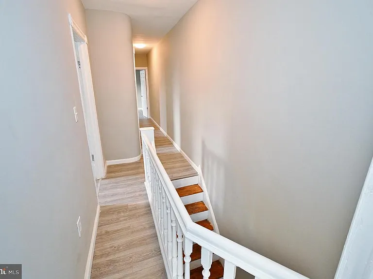 614 N Frazier St — Photo 12