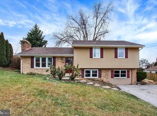 108 Hirtland Ave, Hanover, PA 17331