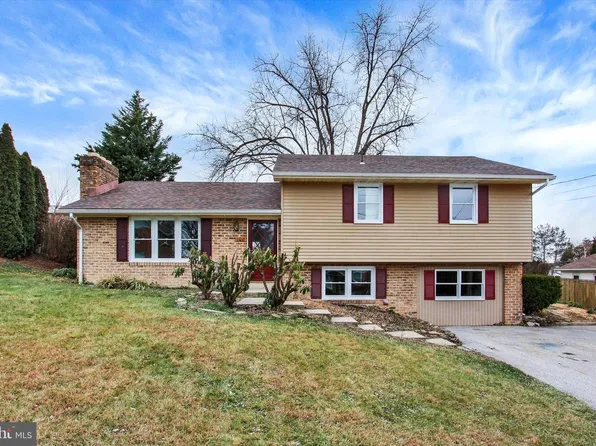 108 Hirtland Ave, Hanover, PA 17331