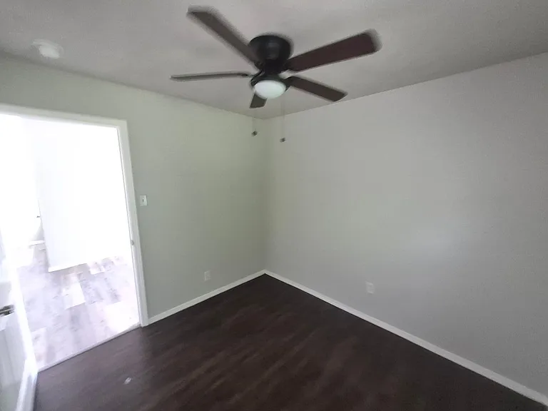 3723 W Martin St — Photo 16