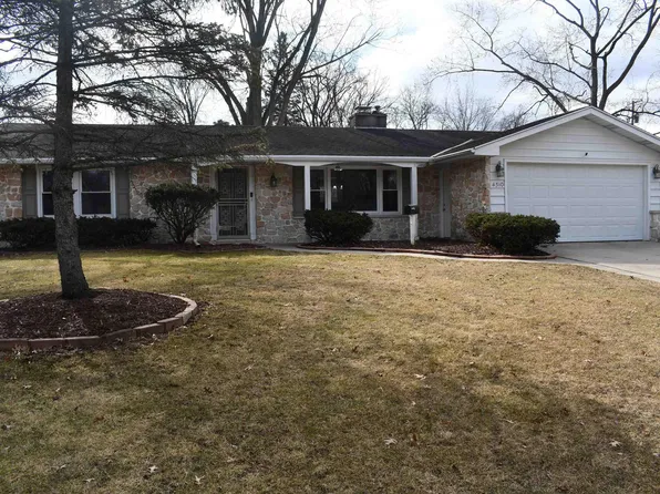 4310 Lynwood Ct, Fort Wayne, IN 46815