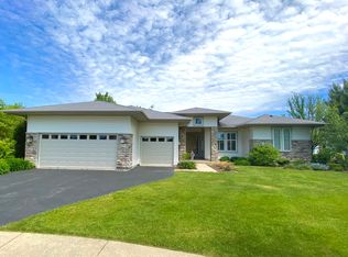 12225 Acorn Ct, Huntley, IL 60142