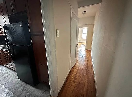 3rd image of 410 E 17th St #5