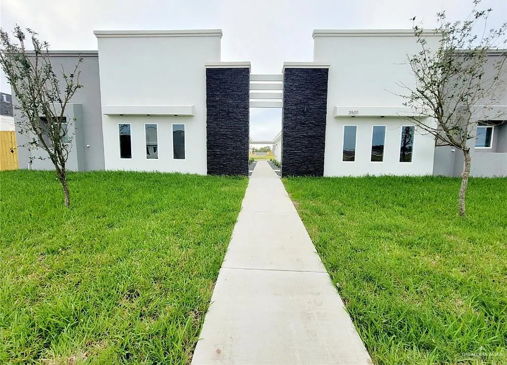 2 bed, 2.0 bath, 988 sqft, $1,025 — Photo 1