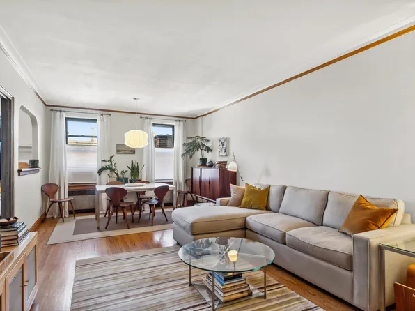 45 Park Terrace West image 2 of 20