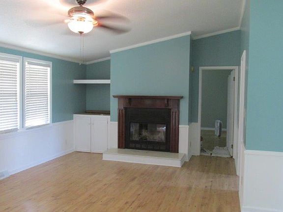 2nd image of 45 Tiffany Dr