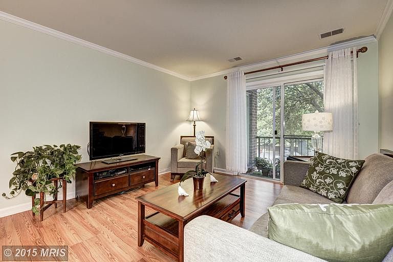 18308 Streamside Dr Gaithersburg, MD Zillow