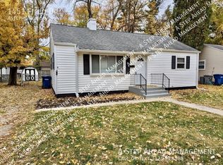 1451 Field Dr, Noblesville, IN 46060