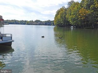 1979 Lakeport Way, Reston, VA 20191