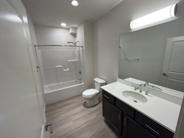 Reserve Arcola | 913 Green Mill Rd, Arcola, IL