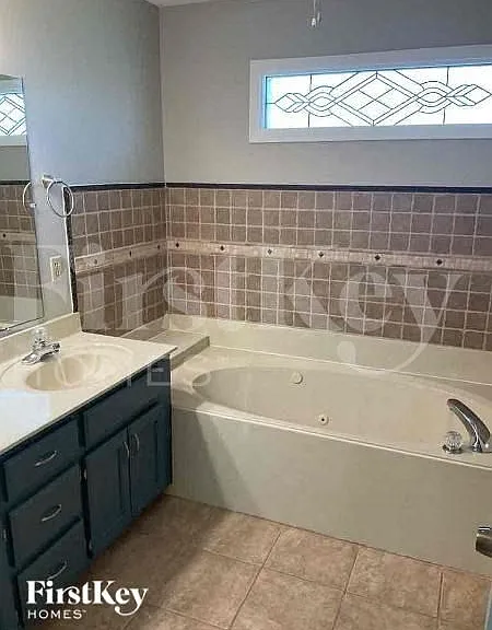 350 E Nolley Dr — Photo 9