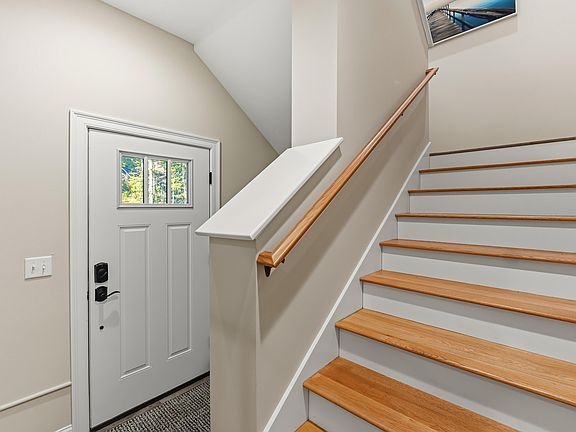 3rd image of 23 Greenleaf Parsons Road