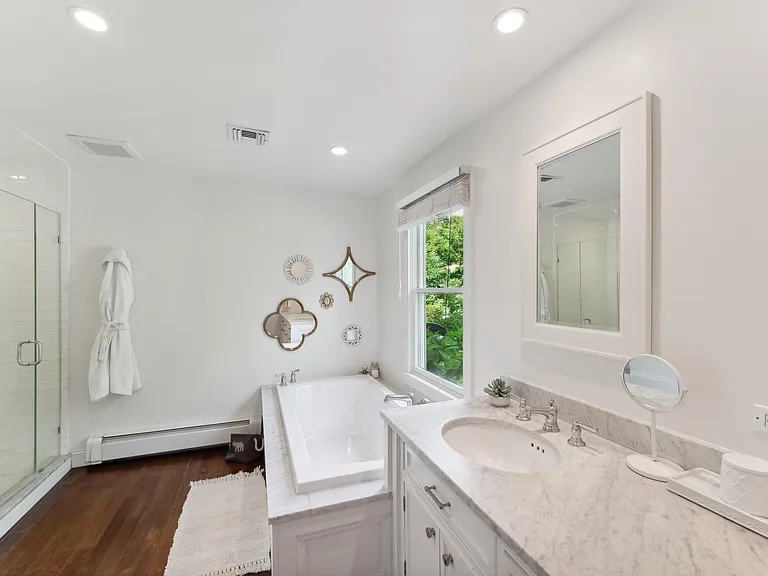 14 Meadowgrass Ln — Photo 12