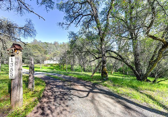 3rd image of 1355 Crooked Mile Ct