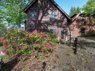 264 Lakeshore Dr, Asheville, NC 28804