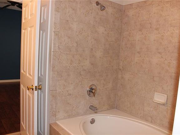 5th image of 13705 Summerport Village Pkwy