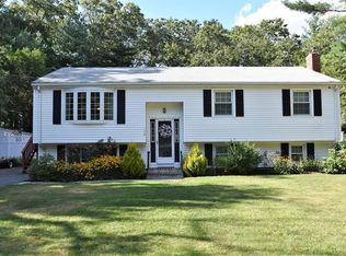 138 Lawndale Rd, Mansfield, MA 02048