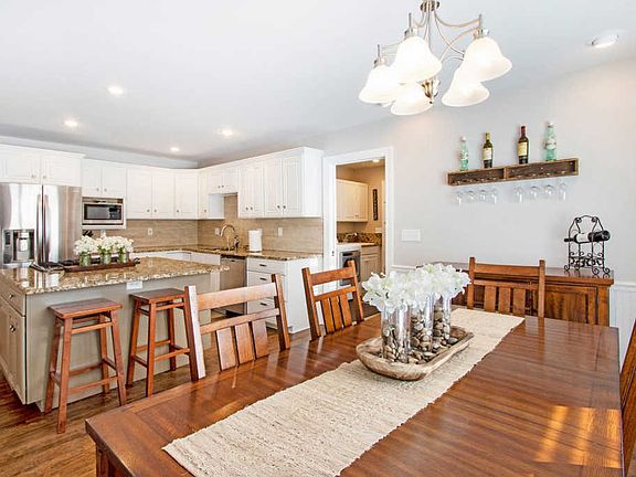 4th image of 13526 Motie Dr SE