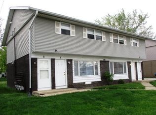 1221 Orchard Rd #3, Bloomington, IL 61704