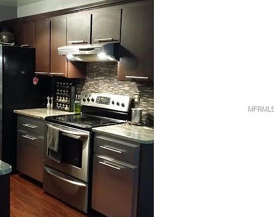 4th image of 3615 Willow Lake Ct