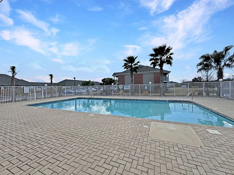 19360 Chelsey Dr — Photo 29