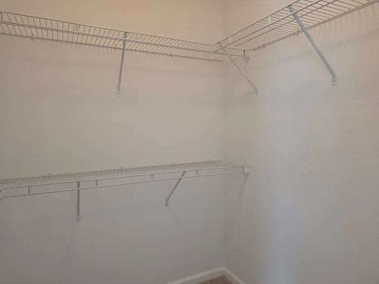 16661 Cedar Crest Dr — Photo 29