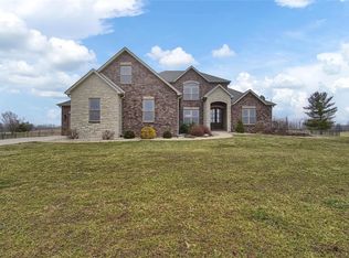 9039 N Nine Dr, Edwardsville, IL 62025