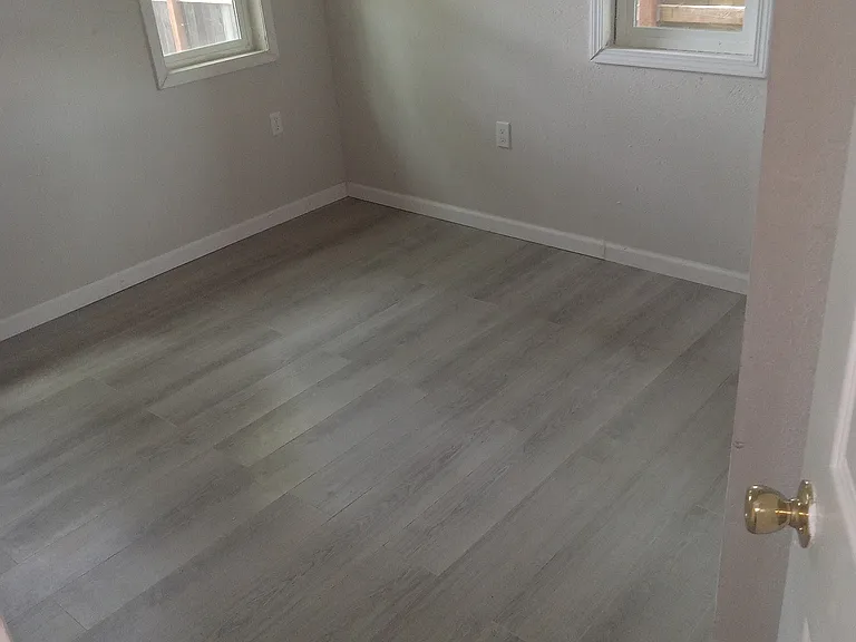 2154 Baldwin Ave — Photo 8