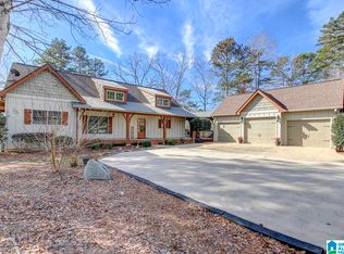 306 Red Cedar Dr, Wedowee, AL 36278