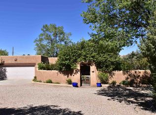 1452 Encina Rd, Santa Fe, NM 87505
