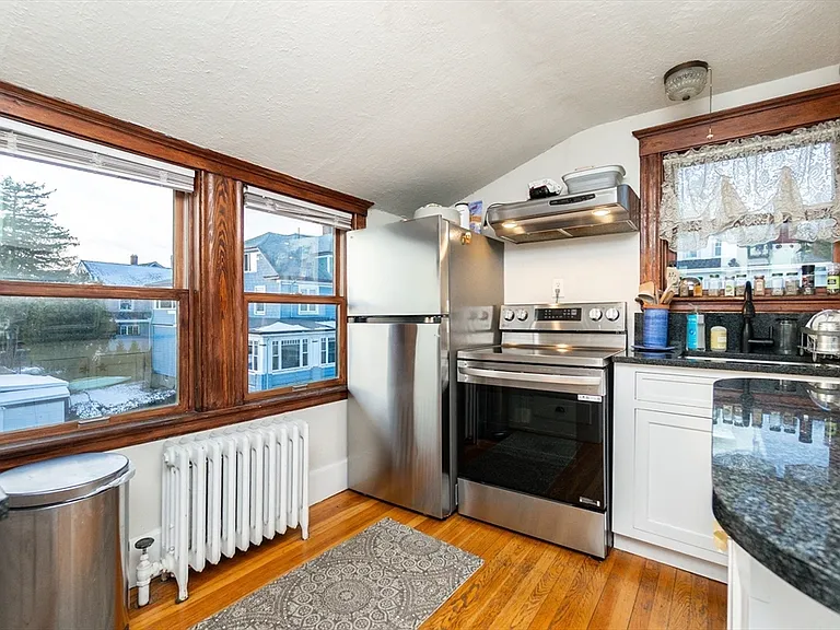 322 Humphrey St #1 — Photo 13