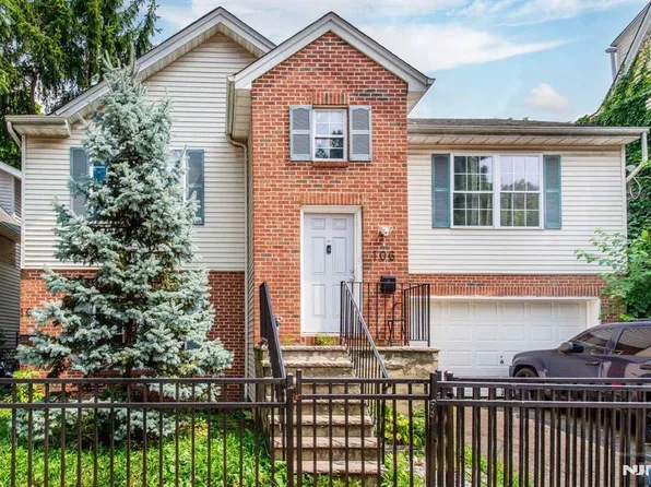 104-106 Brookdale Ave, Newark, NJ 07106
