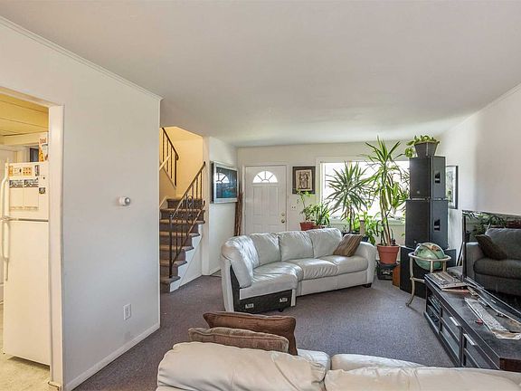 4th image of 1395 N Ocean Ave