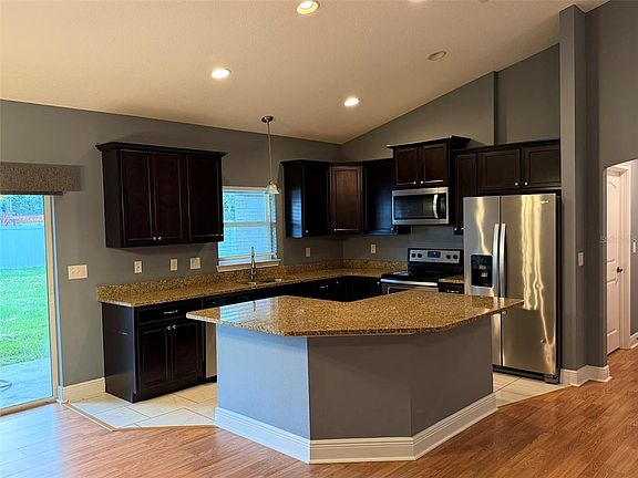 4th image of 10340 SE 69TH TERRACE