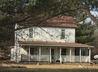 28077 Jaguar St, Macon, MO 63552