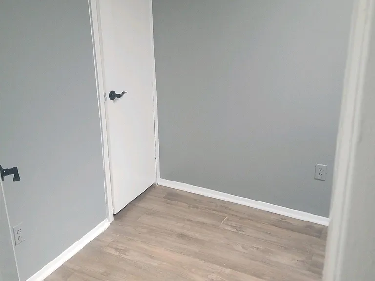 2333A Lauretta Ave — Photo 7