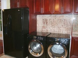 8 Caton Ter, Caldwell, NJ 07006