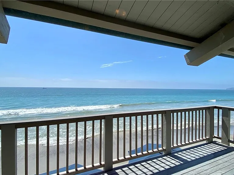 35721 Beach Rd — Photo 26
