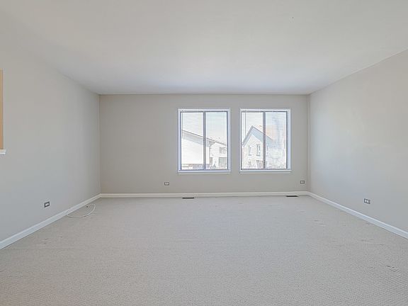 4th image of 1332 Kingsbury Dr Unit 1