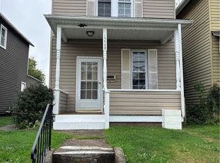 1554 2nd St, New Brighton, PA 15066