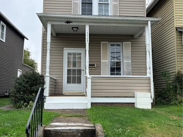 1554 2nd St, New Brighton, PA 15066