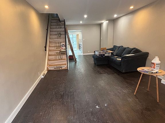 2nd image of 127 Dudley St