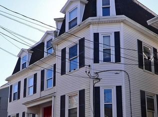 33 Ann St, Newport, RI 02840