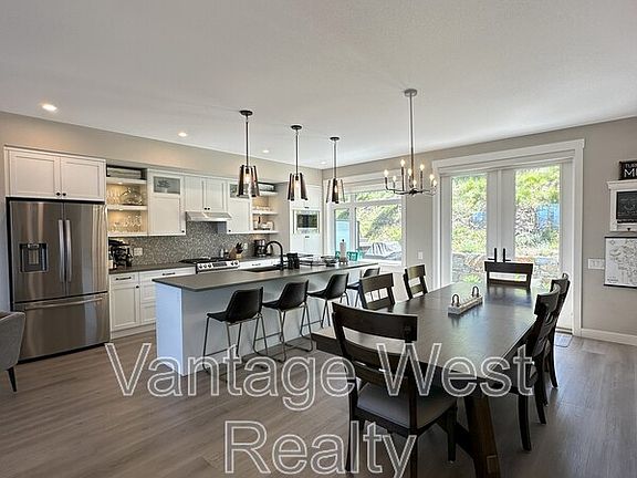 5th image of 3220 Hilltown Dr #5